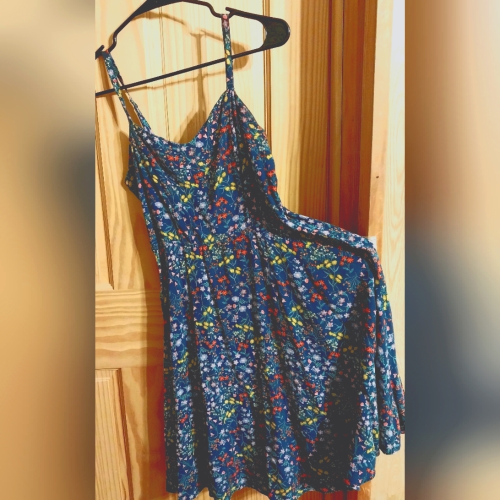 Juniors/Women's floral blue sundress with spaghetti strap.